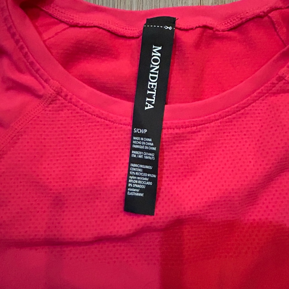 Bundle of 3 women’s workout tops • Size S• - Picture 7 of 7